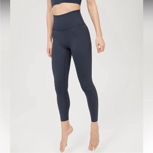 Aerie OFFLINE Goals NWOT Hi-Rise Camo Black Gray White 7/8 Leggings Women’s Sz M